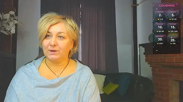 Marta_Wils from StripChat is Freechat