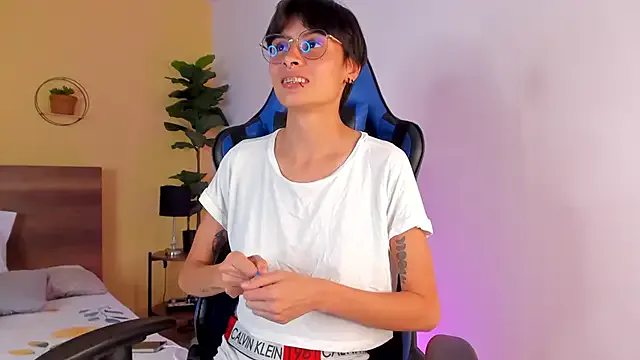 MartinnaGrecco from StripChat is Freechat