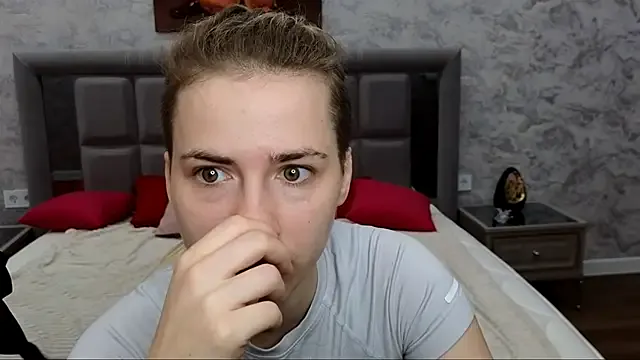 Mary_12 from StripChat is Freechat