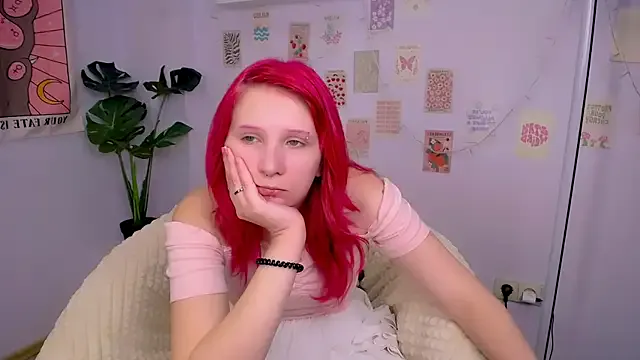 Mary_Lanee from StripChat is Freechat