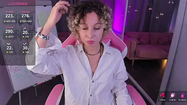 Mary_Wohlberg from StripChat is Freechat