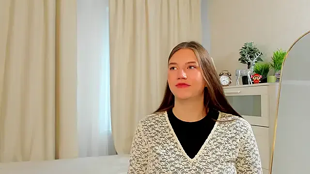 MaryaGreggs from StripChat is Freechat