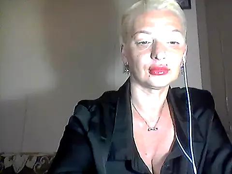 MaryJane441 from StripChat is Freechat