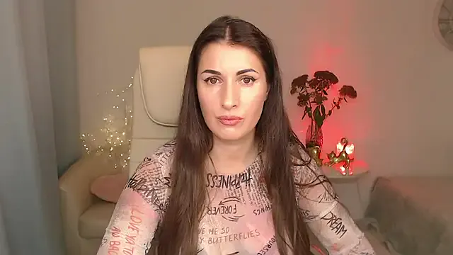 Girls: try live performances with matured performers, from dancing to quirks, in a variety of beautiful sex cams.