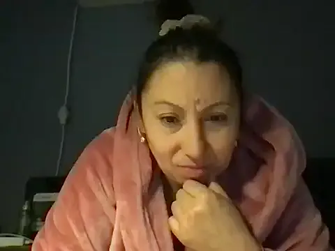 maryxex28 from StripChat is Freechat