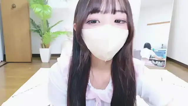 Mashiro-chan from StripChat is Freechat