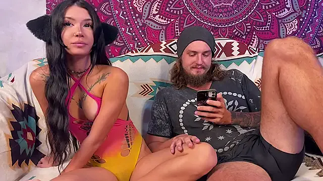 Girls: try live performances with matured performers, from dancing to quirks, in a variety of beautiful sex cams.