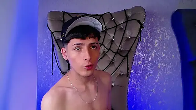 MateoMitchell from StripChat is Freechat