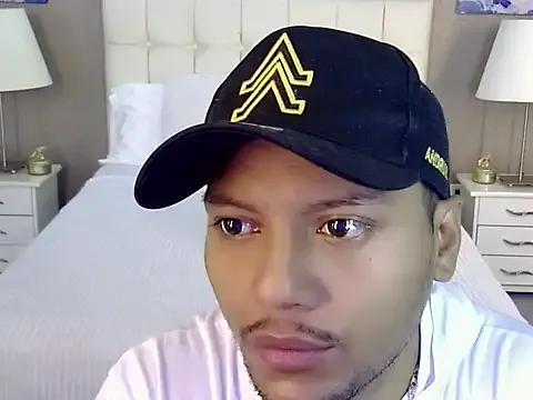 Max_Rivers from StripChat is Freechat