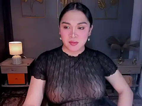 MaxeneCullens from StripChat is Freechat