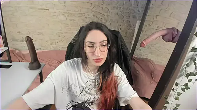 Mayala__ from StripChat is Freechat