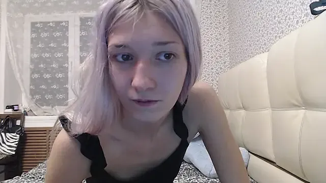 maybe_doll from StripChat is Freechat