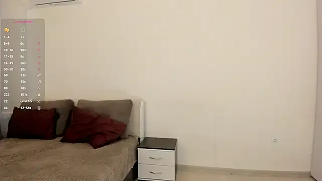 MaymeDeuel from StripChat is Freechat