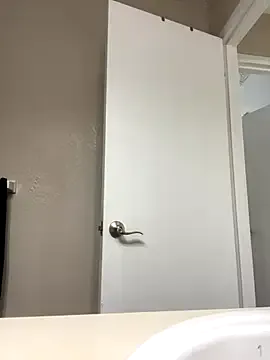 MdotShilong from StripChat is Freechat