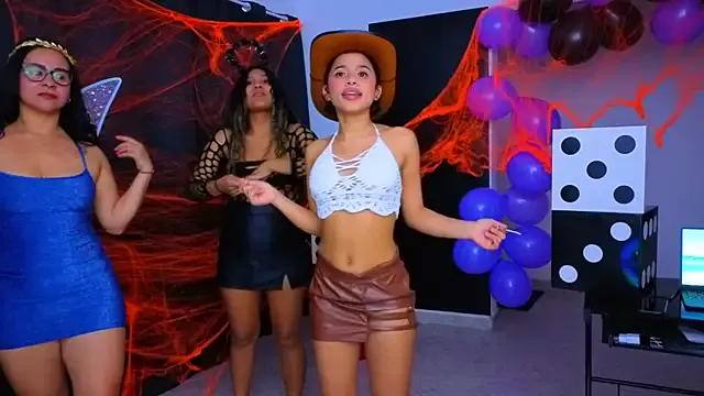 Medusa_Mansion from StripChat is Freechat