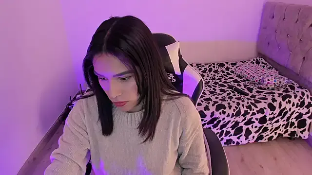 megaan_cb from StripChat is Freechat