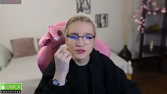 Megan_Lora from StripChat is Freechat