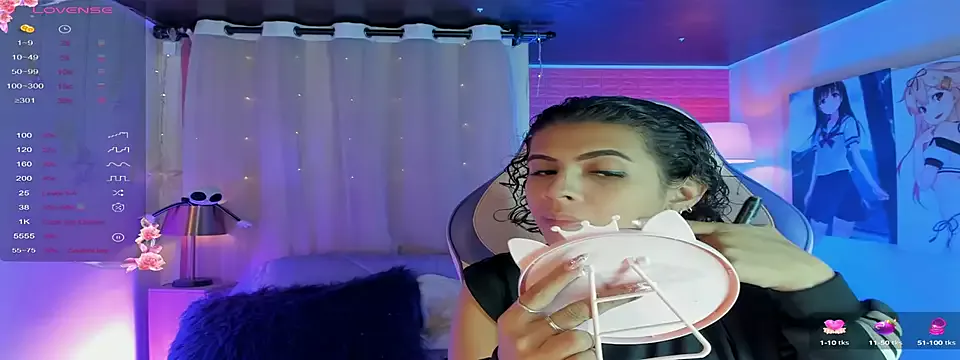 Girls: try live performances with matured performers, from dancing to quirks, in a variety of beautiful sex cams.