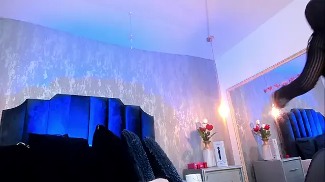 Girls: try live performances with matured performers, from dancing to quirks, in a variety of beautiful sex cams.