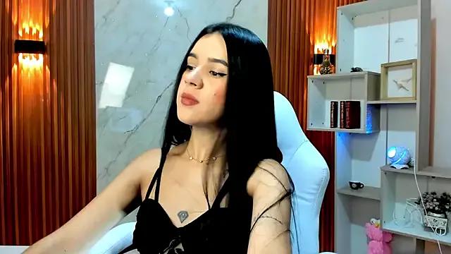 MeganLara from StripChat is Freechat
