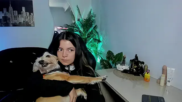 Meghan320 from StripChat is Freechat