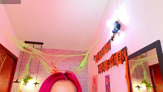 Meghan_nill from StripChat