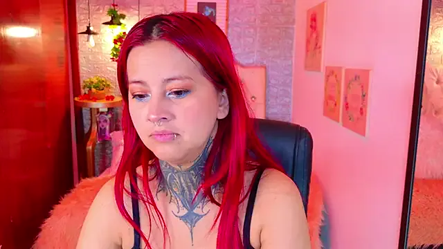 Meghan_nill from StripChat