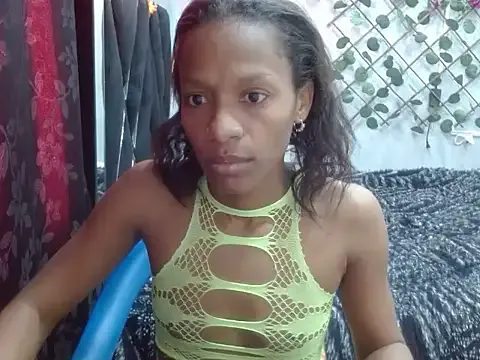 Melani_ebony from StripChat is Freechat