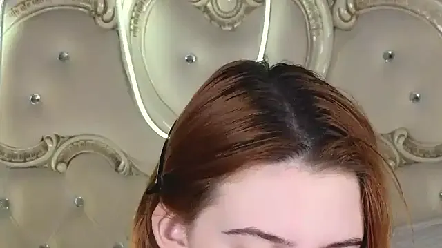 Melanie_Stoun from StripChat is Freechat