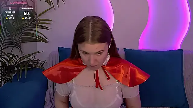 MelanieHenders from StripChat is Freechat