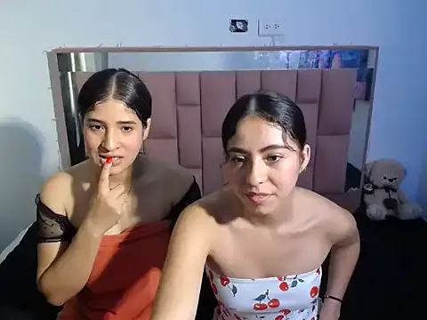 Girls: try live performances with matured performers, from dancing to quirks, in a variety of beautiful sex cams.