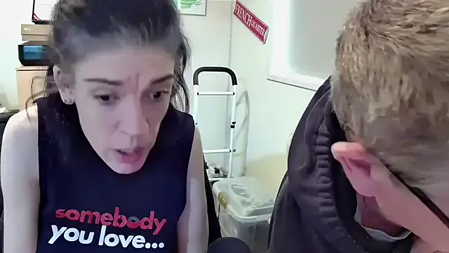 Girls: try live performances with matured performers, from dancing to quirks, in a variety of beautiful sex cams.