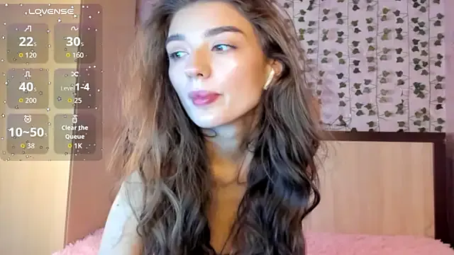 MelissaMillton from StripChat is Freechat