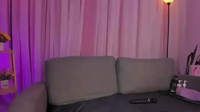 MelodySweett from StripChat