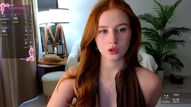 Meow_babe from StripChat is Freechat