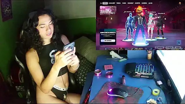 Girls: try live performances with matured performers, from dancing to quirks, in a variety of beautiful sex cams.