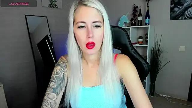 Mermaid_N from StripChat