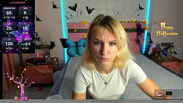 MeryMidnight from StripChat is Freechat