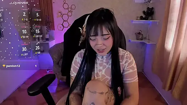 Girls: try live performances with matured performers, from dancing to quirks, in a variety of beautiful sex cams.