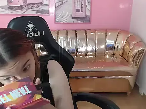 Girls: try live performances with matured performers, from dancing to quirks, in a variety of beautiful sex cams.