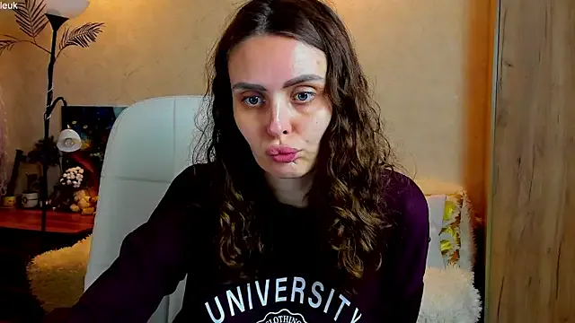 Mia_grantes from StripChat