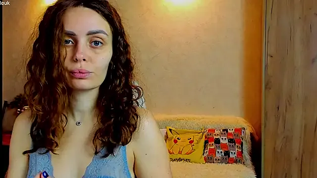 mia_grantes from StripChat is Freechat