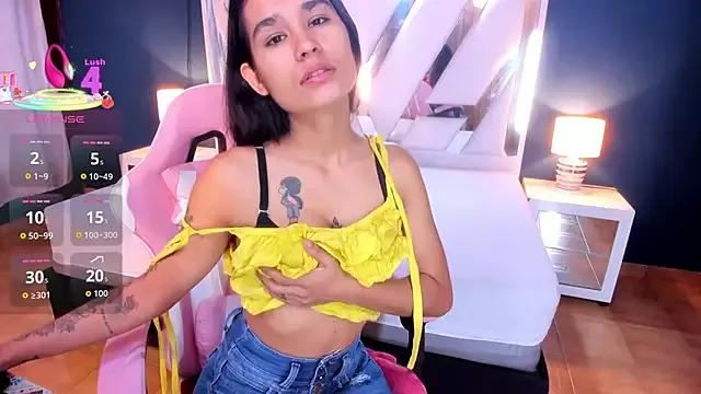mia_kinky1 from StripChat is Freechat