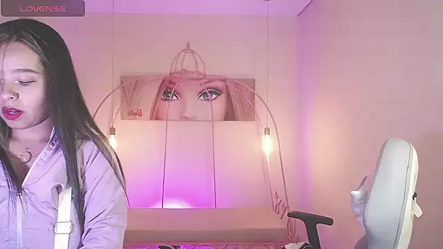 Girls: try live performances with matured performers, from dancing to quirks, in a variety of beautiful sex cams.