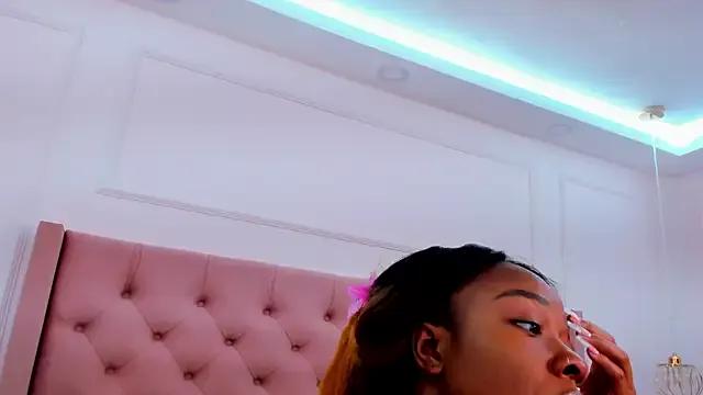 mia_schwarz from StripChat is Freechat