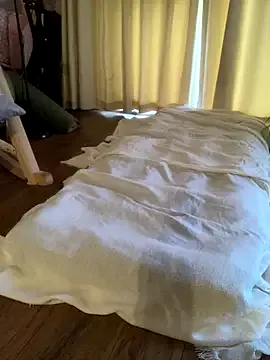 Mia_Winters from StripChat is Freechat