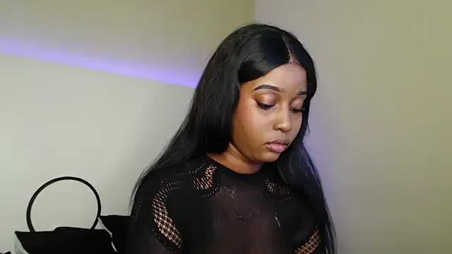 MichaelaCox from StripChat is Freechat