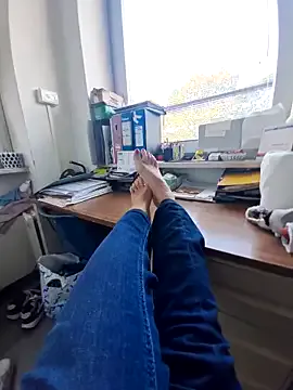 Michelle77_2024 from StripChat is Freechat