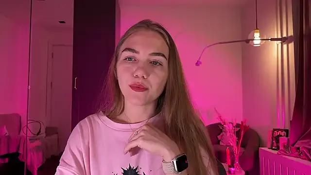 Michelle_Pfeiffer from StripChat is Freechat