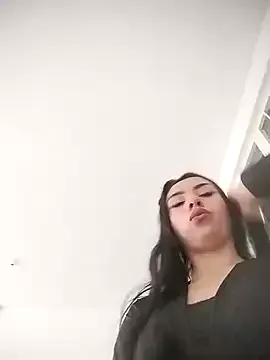 Miha_sophia from StripChat is Freechat